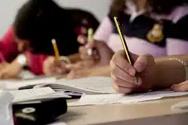 Writing Essay Fast. Tips For College Students