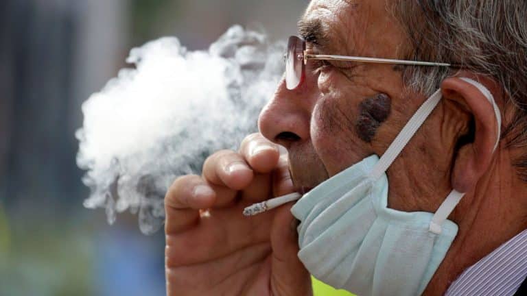 New Study Says That Smoking Cigarettes May Lower The Risk Of Catching Coronavirus