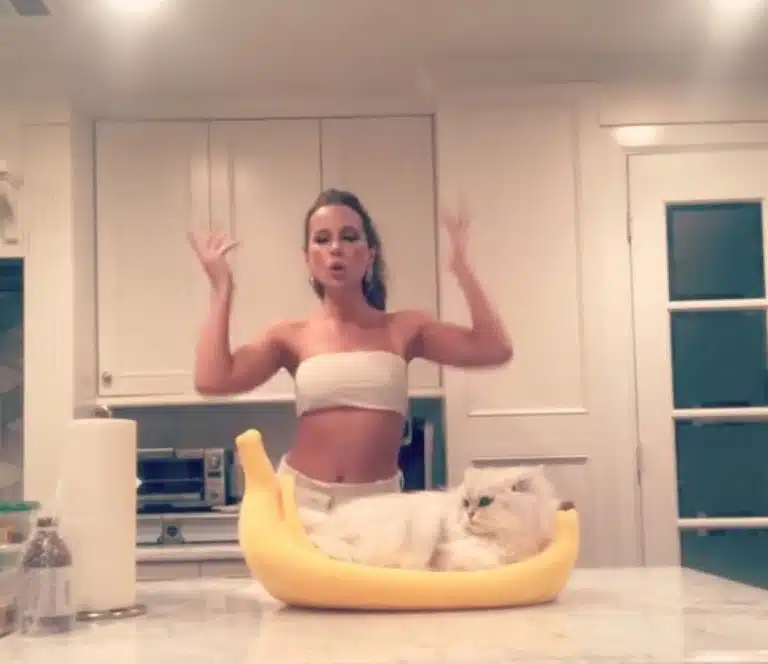 Kate Beckinsale Claps Back At Trolls Making Fun Of Her 22-Year-Old Emo Boyfriend