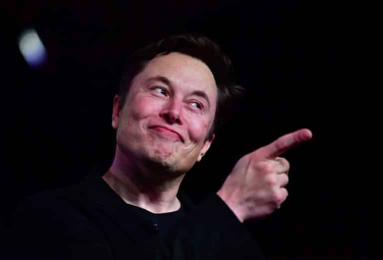 Elon Musk Stole An Image From A Restaurant To Pretend He Was Out Eating An Ice Cream During The Pandemic