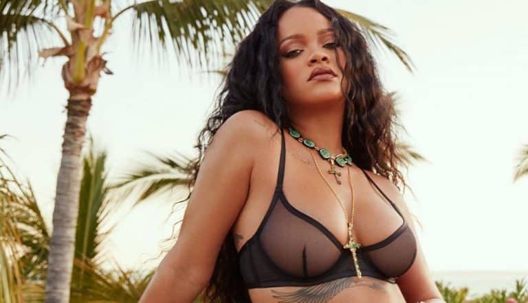 Rihanna Exposed Her Butt Twerking In New Instagram Video