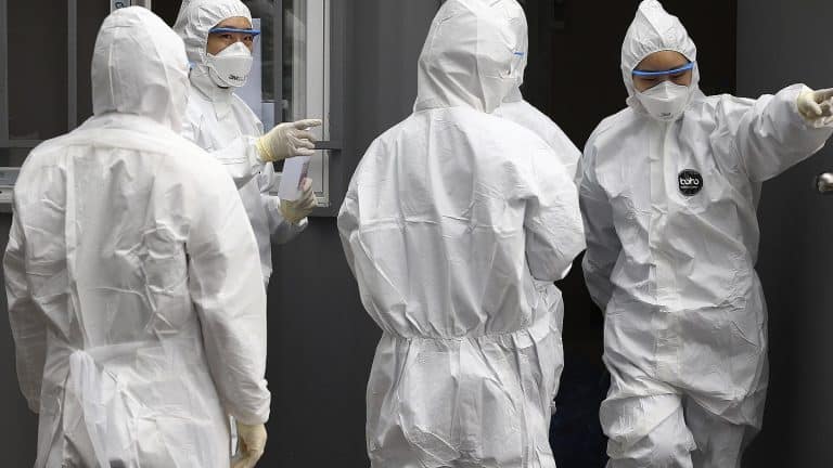 There’s A Really Stupid Conspiracy Theory About Coronavirus And Google Spreading Online