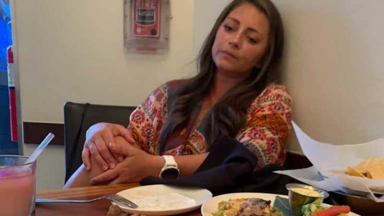 Texas Man Has Meltdown After Restaurant Can’t Get Shredded Cheese For Wife’s Fajita