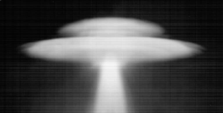 A Glowing Circle Shaped UFO Was Spotted Flying Over London (VIDEO)