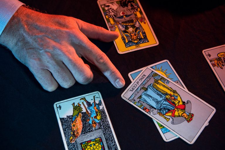 5 Things You Can Learn About Yourself From A Tarot Card Reading