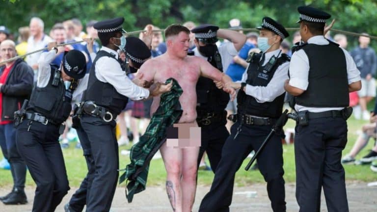 A Naked Scotland Supporter Has Been Arrested By Police In Hyde Park