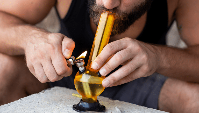 Here’s A Great Twitter Thread About What Happened To People When They Were Tripping On Salvia