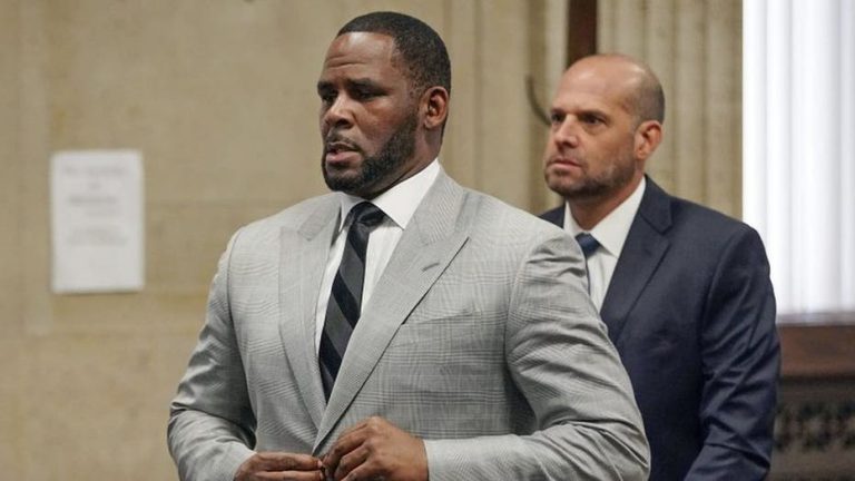 R.Kelly Sexually Abused A 16 Year Old That He Met At His Child Pornography Trial