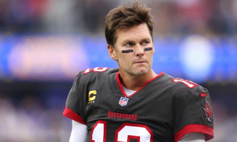 Counting Down The Highest Paid NFL Players In Actuality