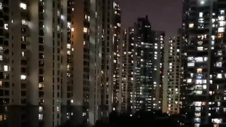 People Are Screaming Out Of Their Windows After Two Weeks Of Lockdown In Shanghai (VIDEO)