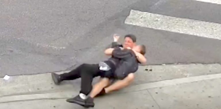 Watch This Restaurant Owner Tackle A Thief Who Beat Up An Old Man And Stole His Wallet