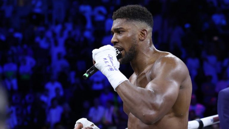 Previously Unreleased Footage Shows Anthony Joshua Shouting At Usyk’s Team Before Bizarre Speech