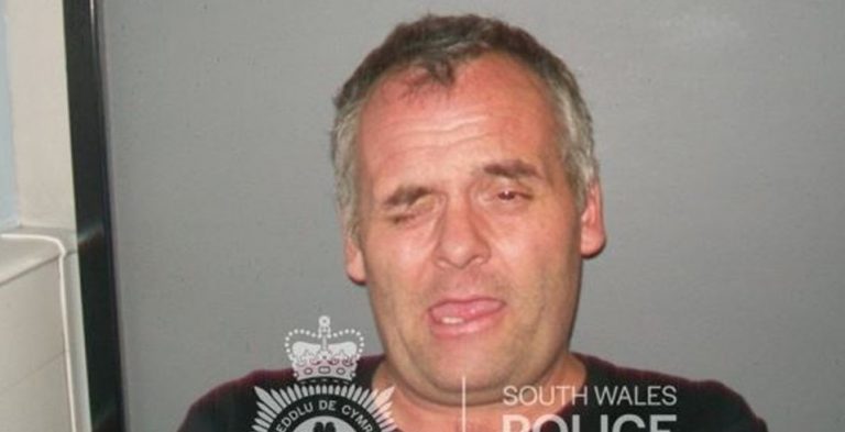 Mugshot Of Guy Caught With 25,000 Nos Canisters Looks Like He’s Been Doing Them
