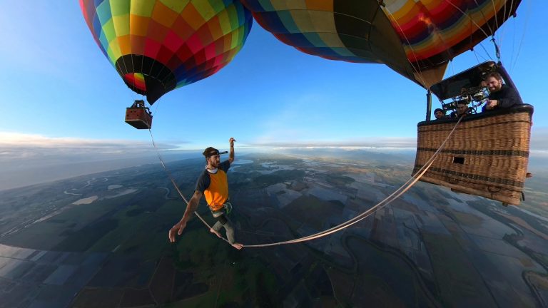 Watch Rafael Bridi Slackline Between Two Hot Air Balloons At 61,000 Feet In The Air