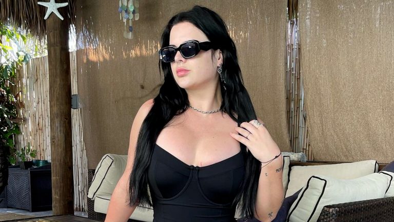 Influencer Says She’s Too Hot To Date Because Men Are Intimidated By Her Looks