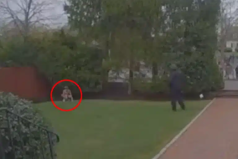 Runner Gets Caught Taking A Shxt On Someone’s Lawn In The Middle Of Boston Marathon (VIDEO)