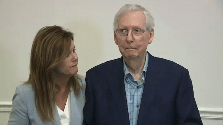 Mitch McConnell Short-Circuited On Stage Again In The Middle Of Speaking At A Press Conference