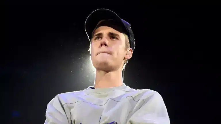 Justin Bieber ‘Had Semen Thrown On Him’ In Club By Man ‘Pleasuring Himself’