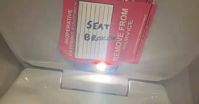 Flight Attendant Tapes iPhone To Plane Toilet To Record Teenage Girl