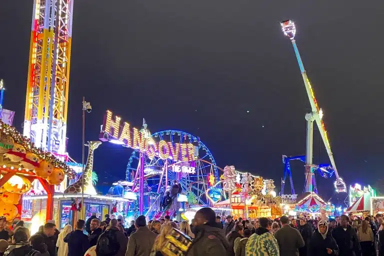 Ride Malfunctions Leaving Users Mid-Air For 35 Minutes At Winter Wonderland Last Night