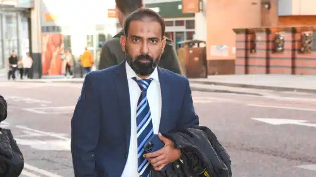 Doctor Had Sex With Nurse Halfway Through Surgery While Patient Was Sedated