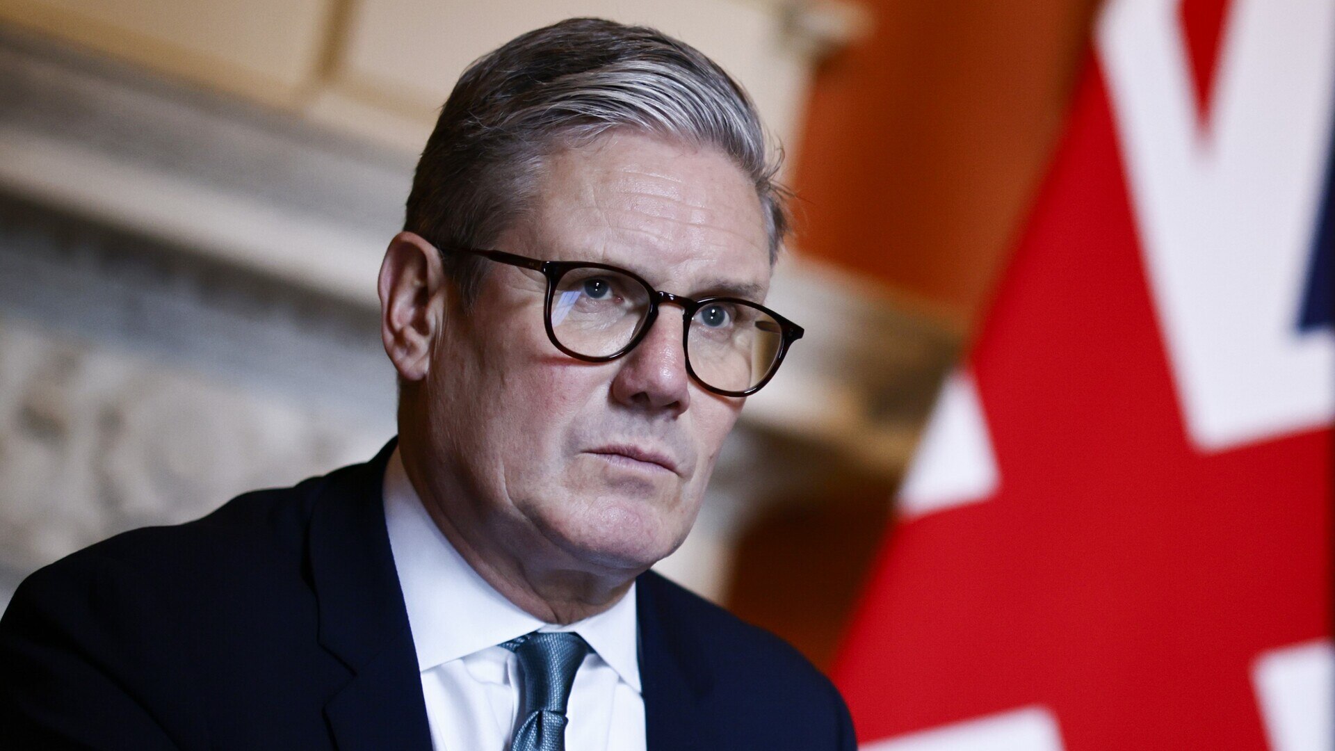 Keir Starmer Considers Australian Style Social Media Ban keir-starmer-considers-australian-style-social-media-ban